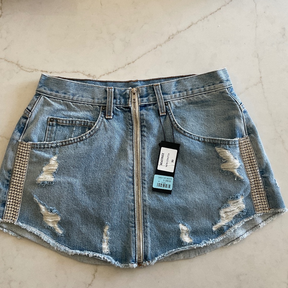 Carmar Los Angeles, Size 30 Denim Skirt